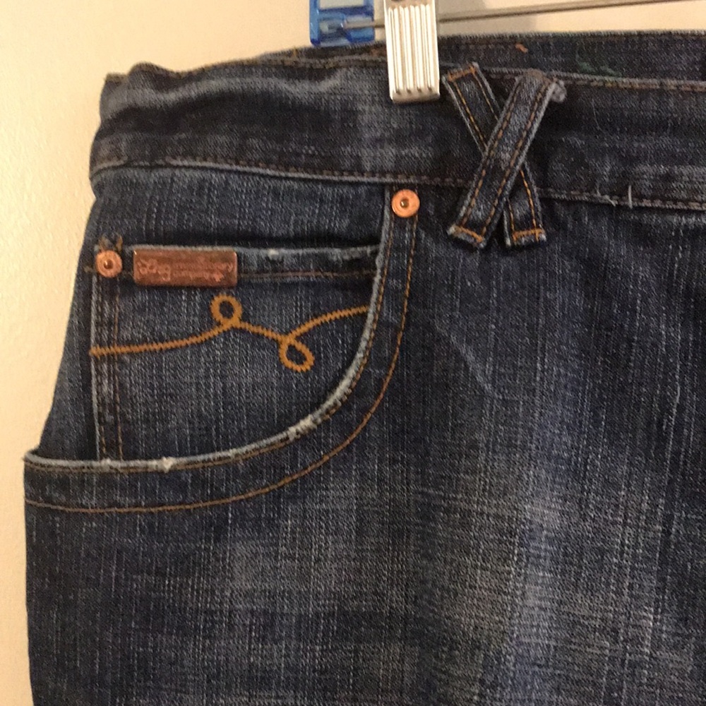 LRG men’s jeans.